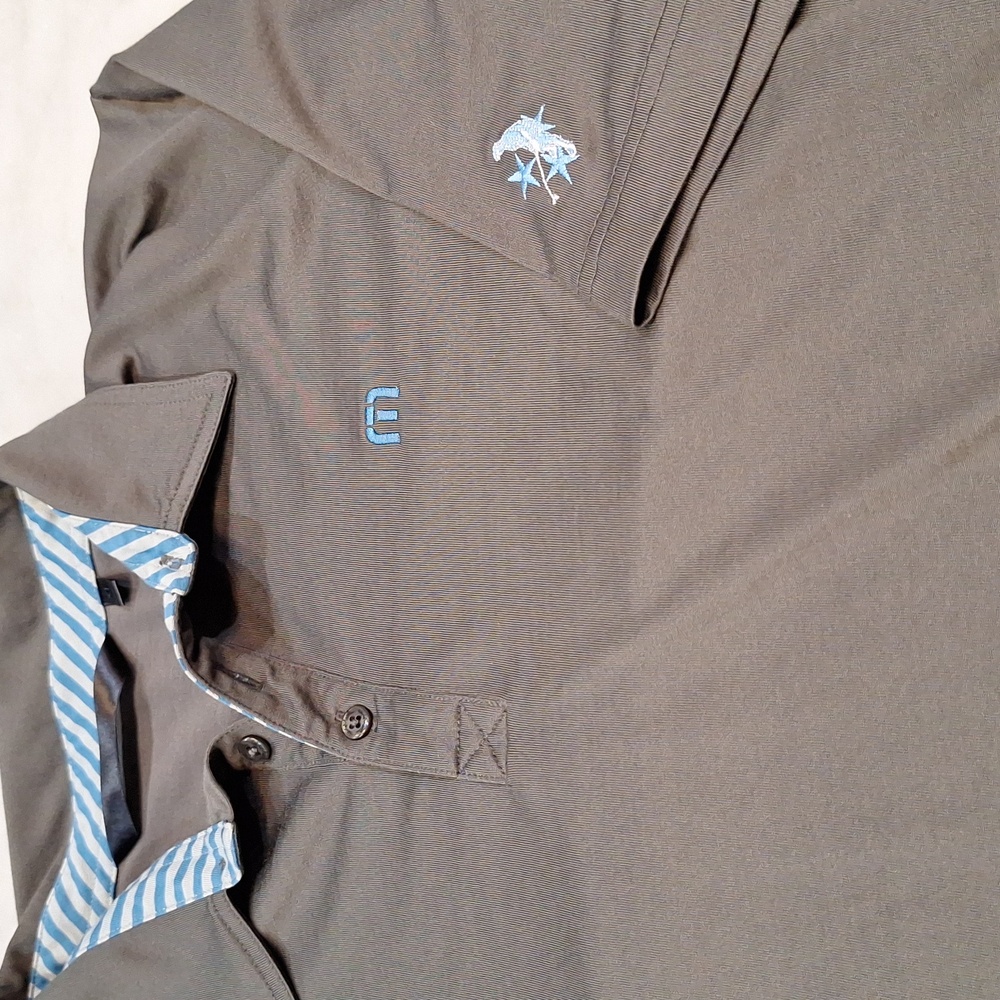 TravisMathew Polo Shirt Mens XL Gray Striped Trim Golf Performance Activewear‎